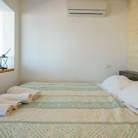 Castle View Apartment